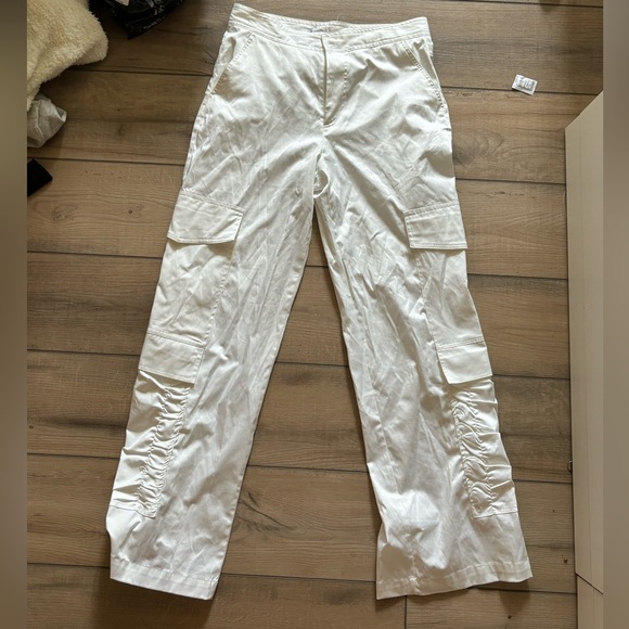 NWOT Zara white satin ruched cargo pants - Picture 3 of 5